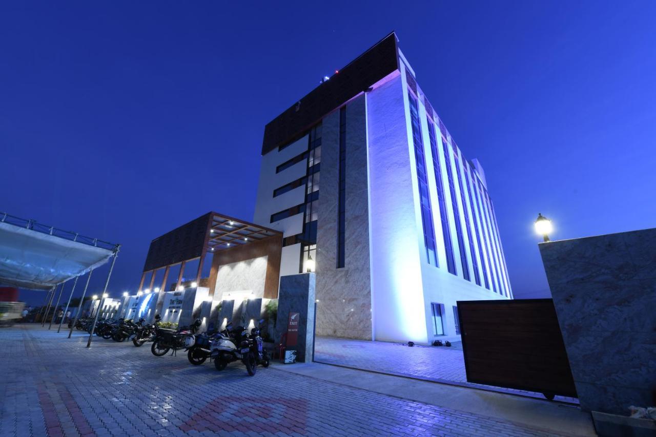 Hotel Harsha The Fern Shivamogga Exterior foto