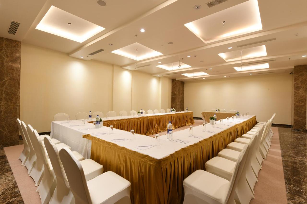Hotel Harsha The Fern Shivamogga Exterior foto